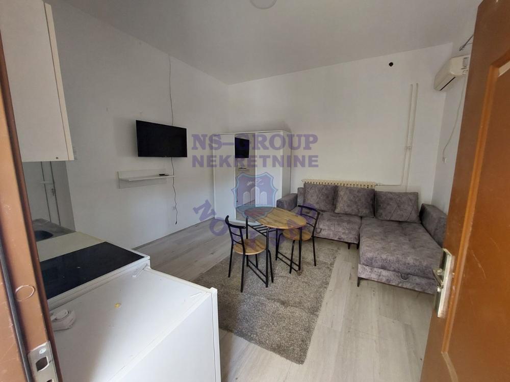 Slika 11 - Trosoban, 62m2, Podbara Novi Sad